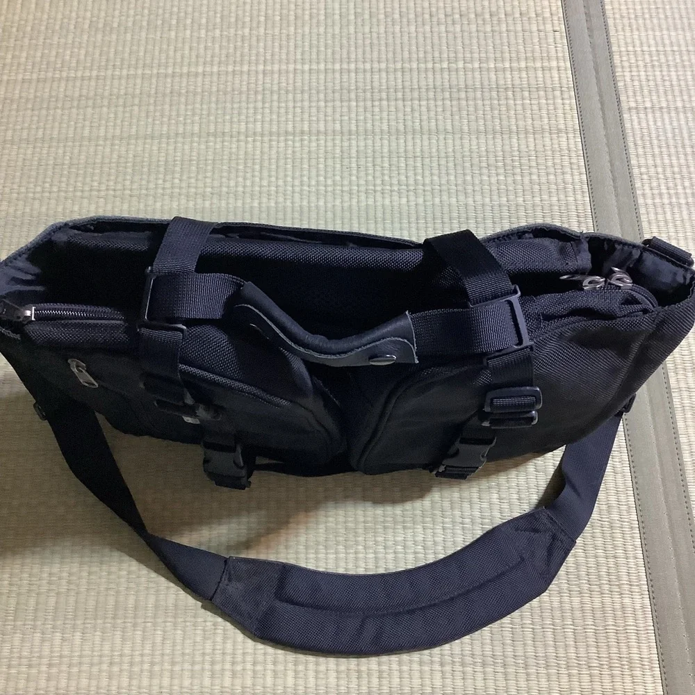Shaun Jackson Design Black LD001 LapDog Laptop Bag